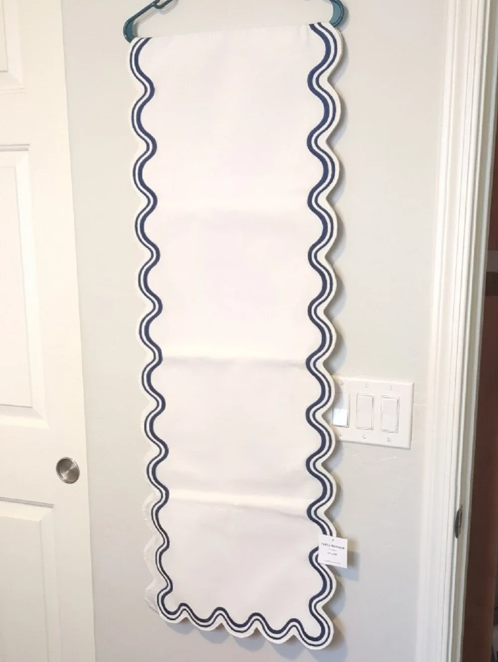 NWT Anthropologie Madeline White and Navy Embroidered Table Runner